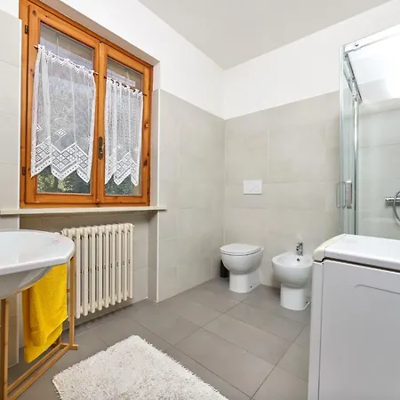 Dimora Dell'isola By Gardenjoy Apartment Malcesine